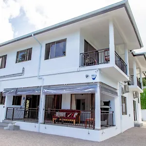 Riverside Mount Simpson - Seychelles Island Appartement