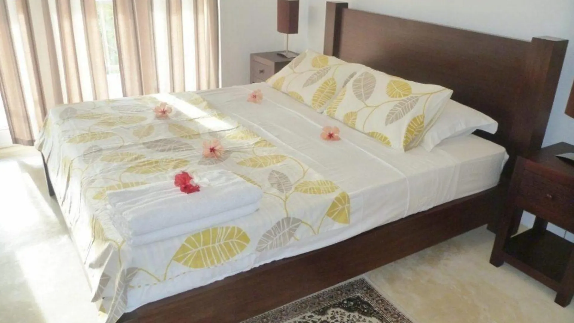 Eine Apartmentwohnung Mit Balkon Oder Terrasse Und Meerblick Oder Panoramablick Beau Vallon  Apartment